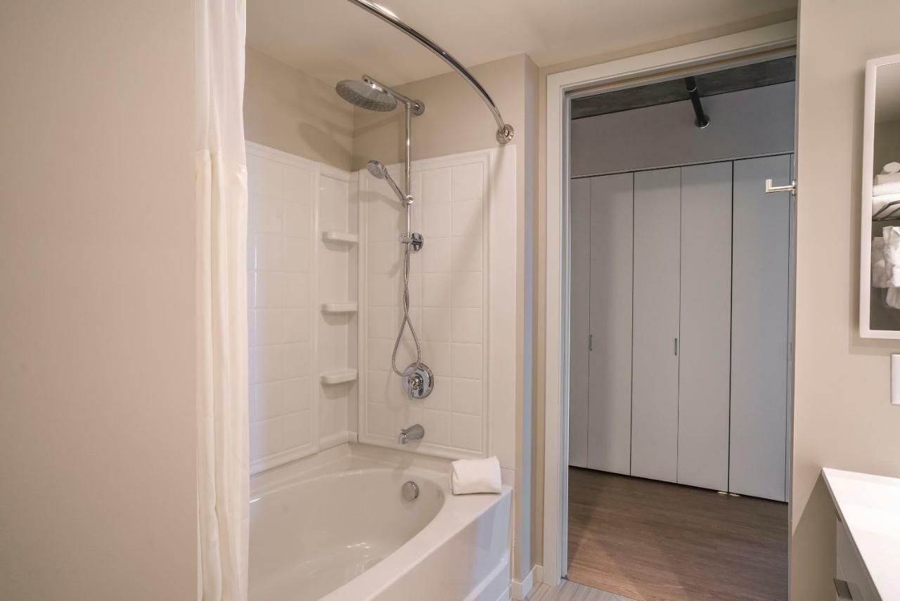 Mint House Minneapolis - Downtown West Εξωτερικό φωτογραφία